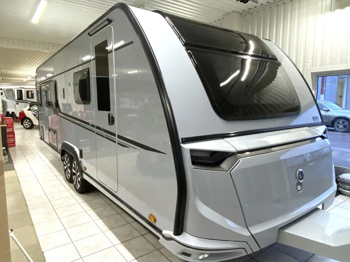 Knaus SÜDWIND BLACK SELECTION 650 PEB — Husvagn