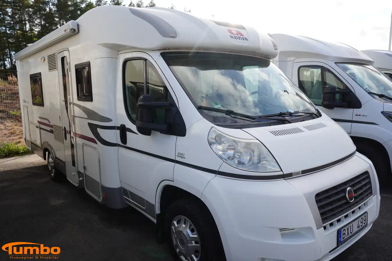 Adria - CORAL S 670 SLT — Halvintegrerad