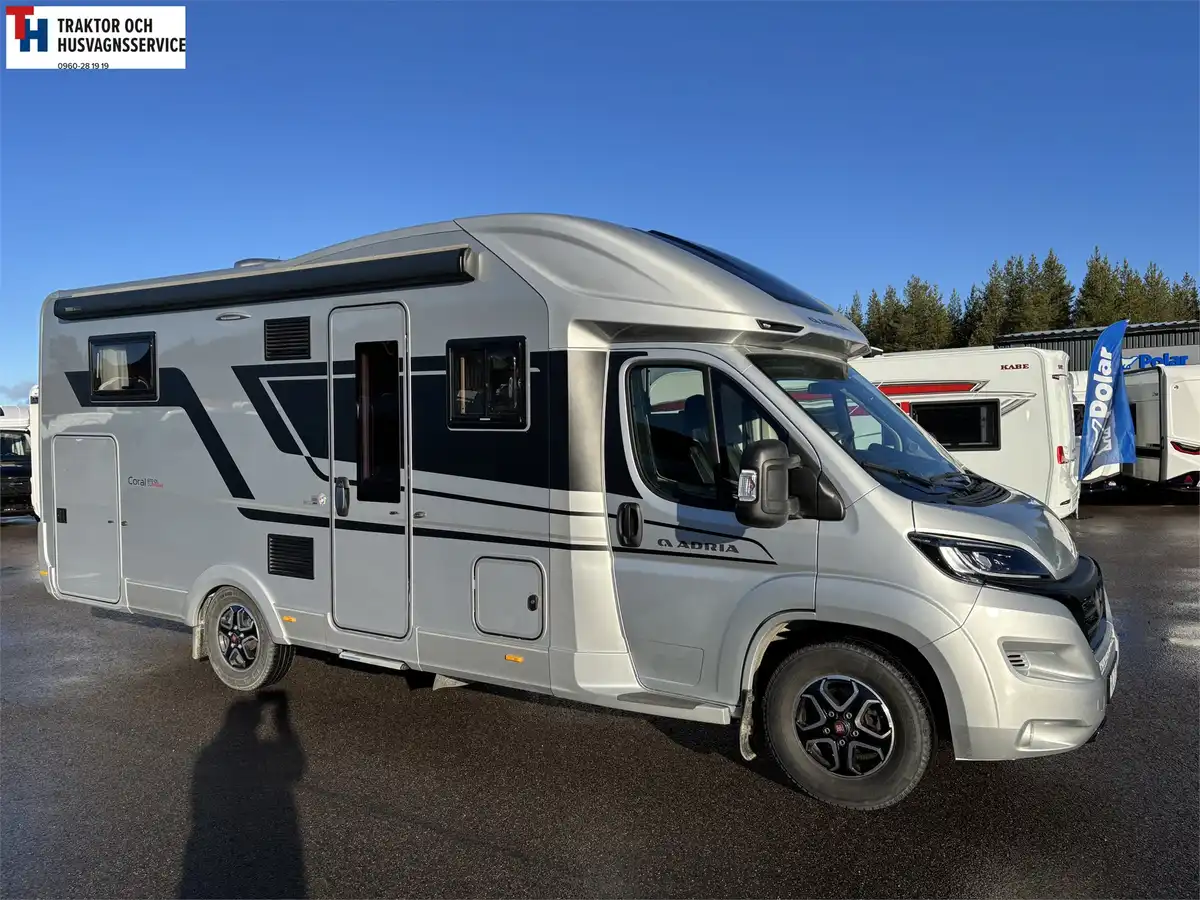 Adria CORAL SUPREME 670 DL — Halvintegrerad