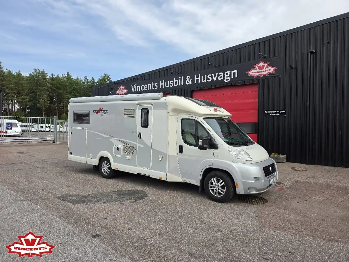 Carthago-TOURER T 148 *Långbädd *Solcell *Truma-(2012) — Halvintegrerad