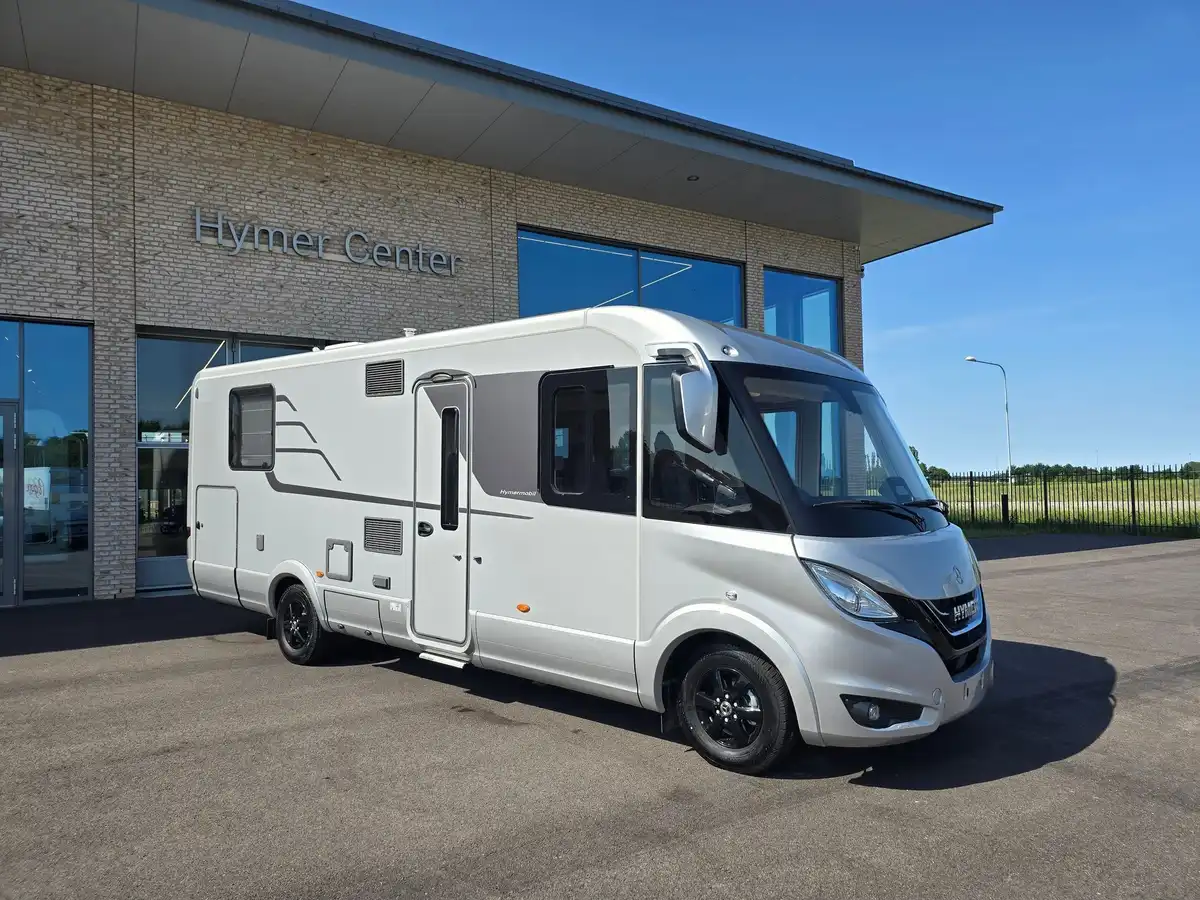 HYMER Masterline I 790 HC-Edition — Helintegrerad