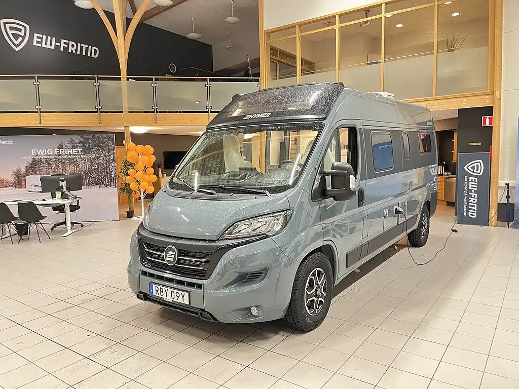 Hymer Yosemite — Plåtis