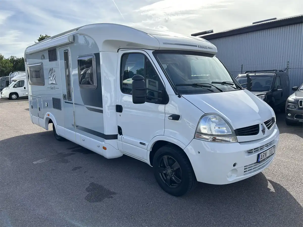 Knaus SUN TI 650MF — Halvintegrerad