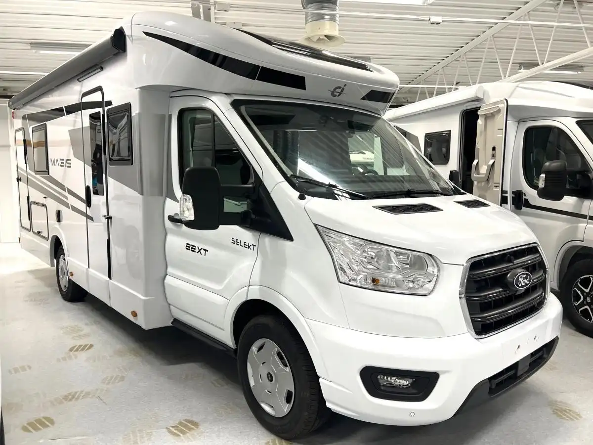 CI Magis 82 XT — Halvintegrerad