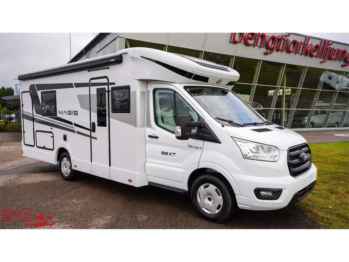 CI Magis 82 XT WE — Halvintegrerad