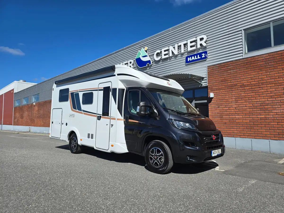 Bürstner Limited T 690 G — Halvintegrerad