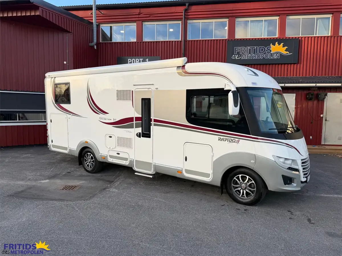Rapido Distinction I 66 Scandinavian Exklusive — Helintegrerad