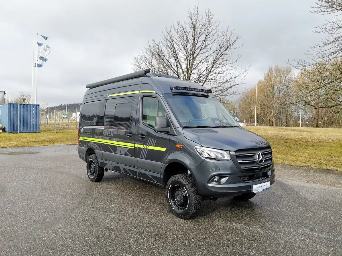 HYMER Grand Canyon S Crossover Facelift — Plåtis