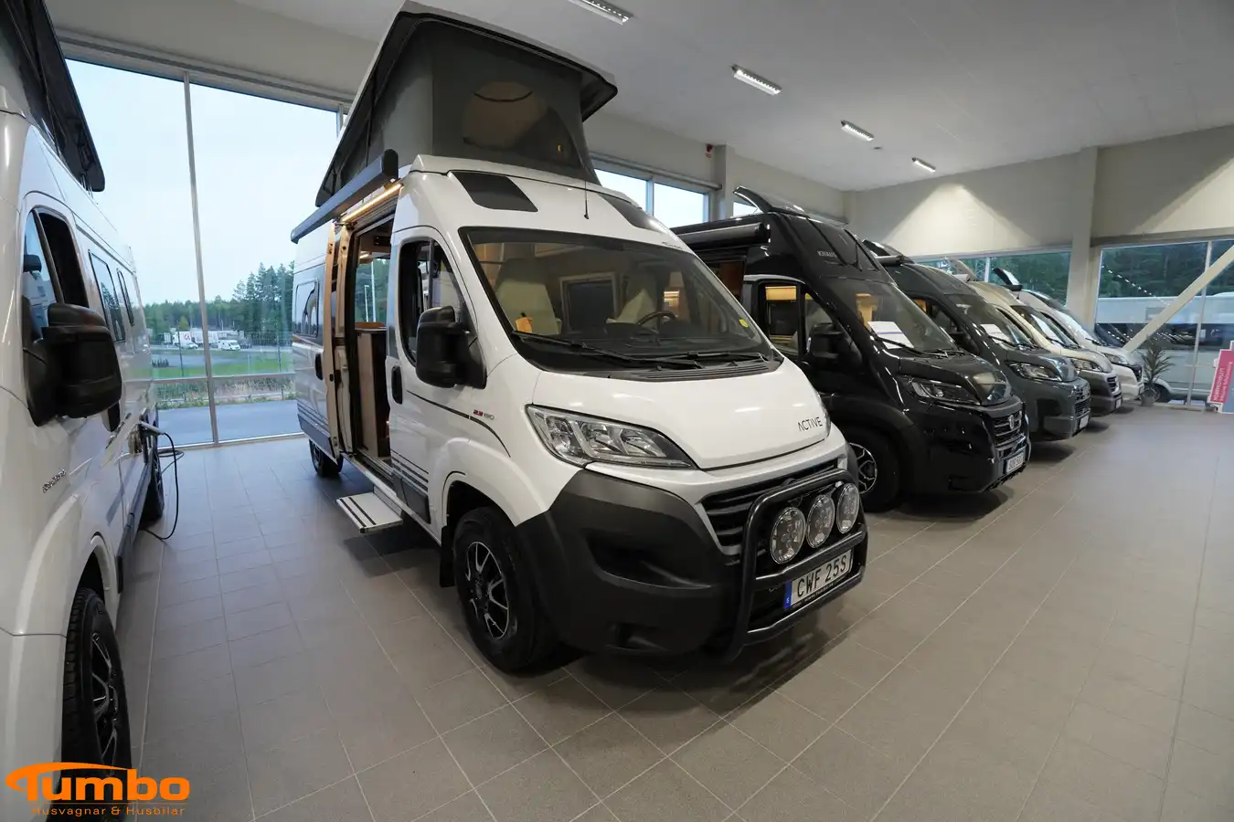Bürstner - Campeo C 600 Pop-up Dragkrok — Plåtis