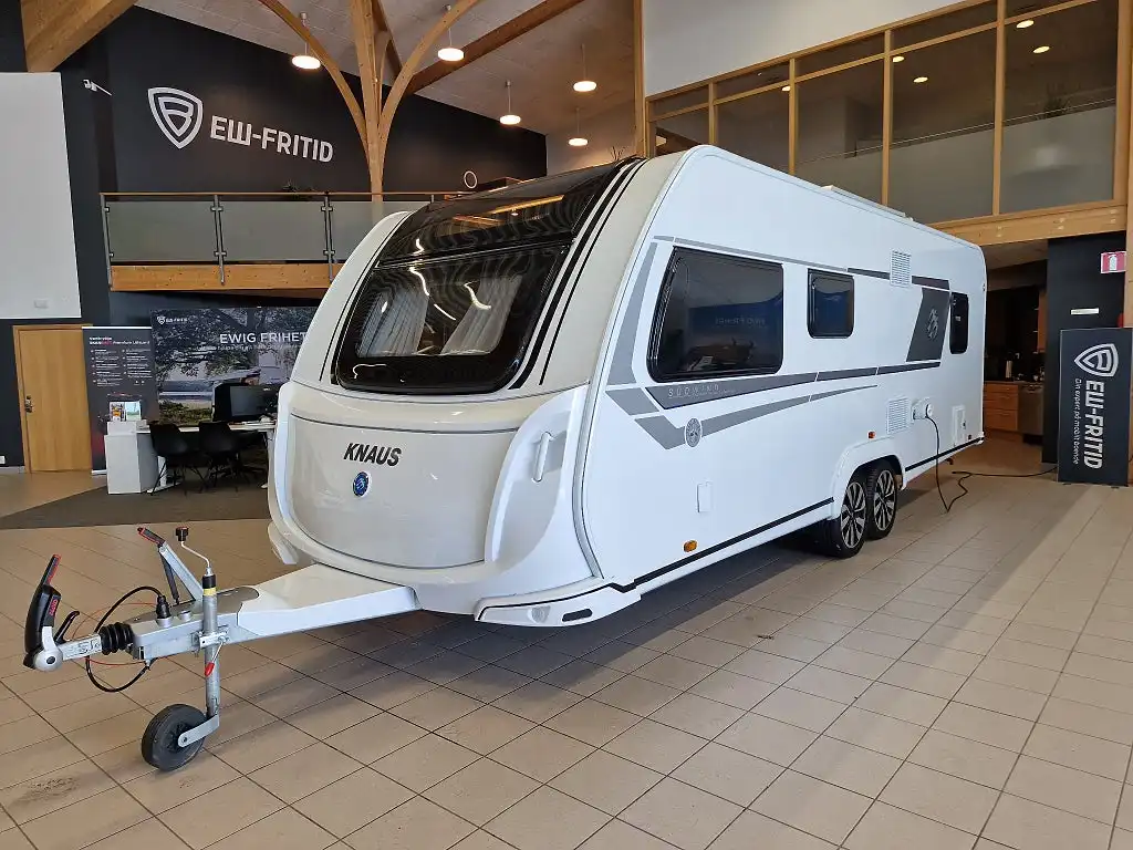 Knaus 650 UDF Scandinavian Selection — Husvagn