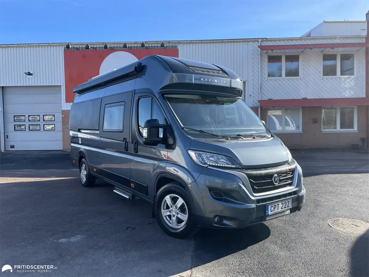 KABE AFFINITY CAMPER VAN — Halvintegrerad