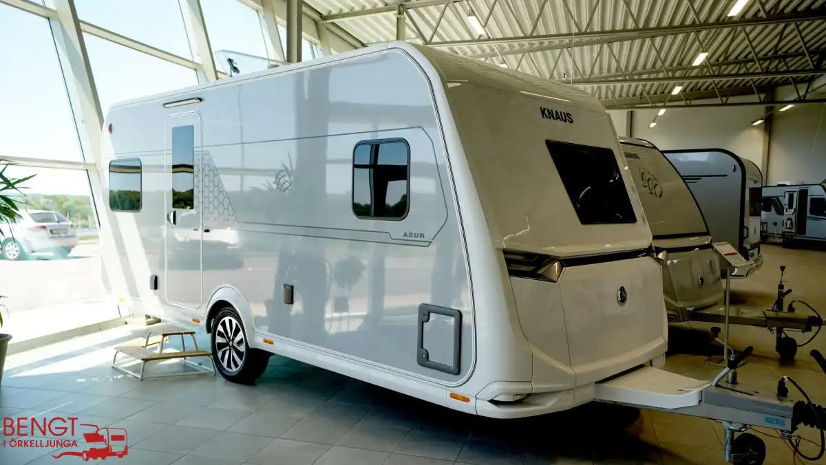 Knaus AZUR 500 FU — Dubbelsäng