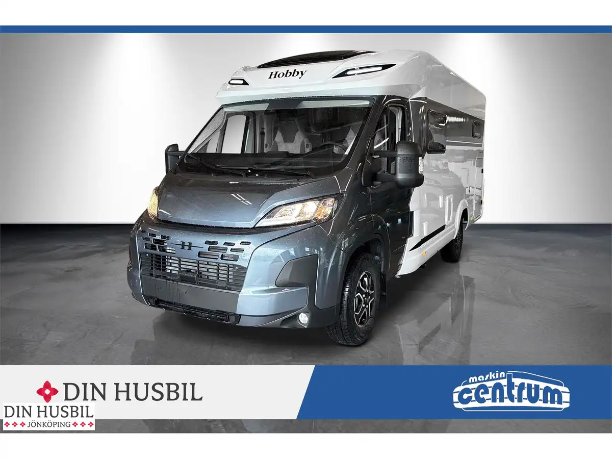 Hobby ONTOUR C 680 GE — Halvintegrerad