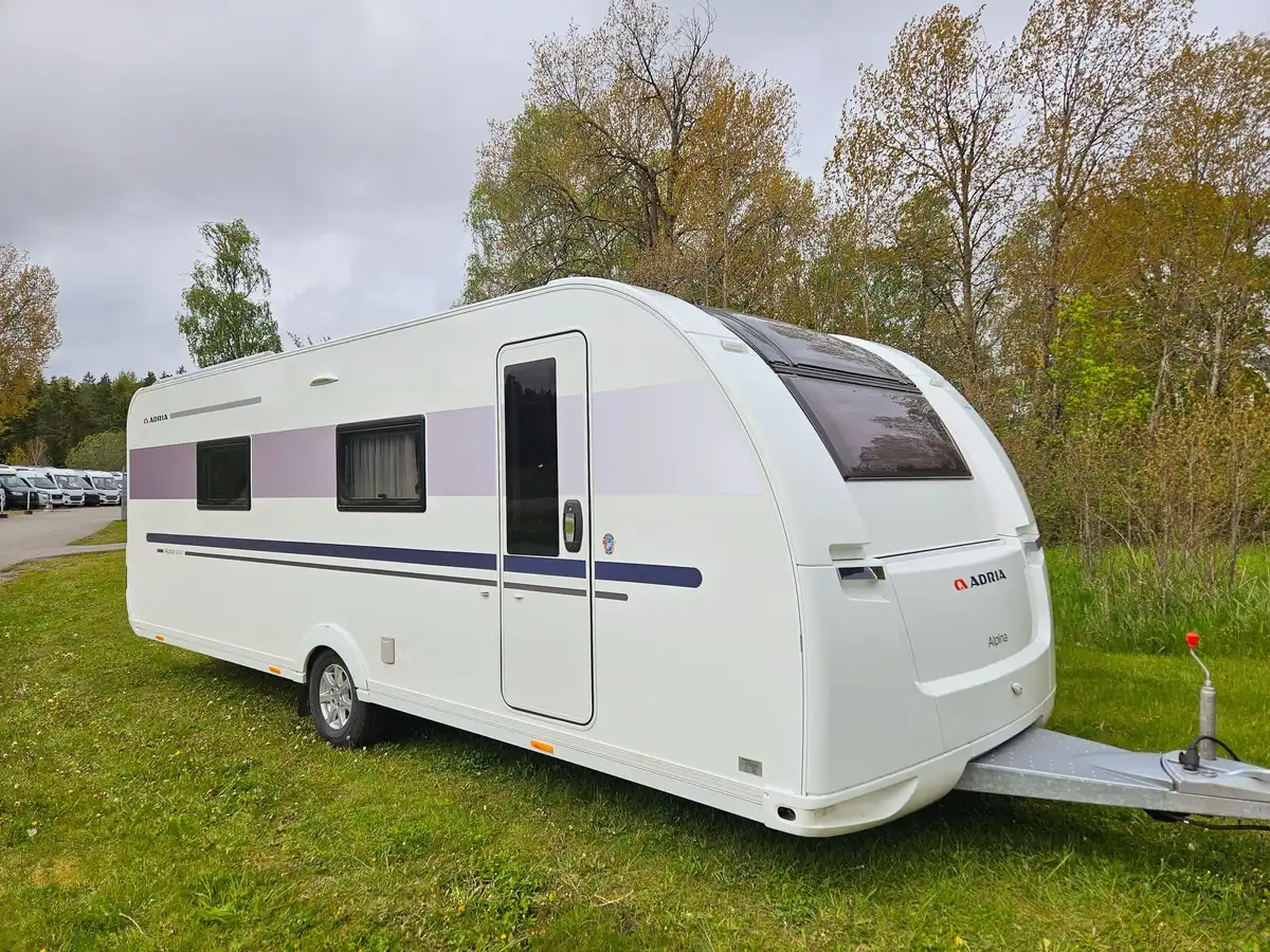 Adria ALPINA 663 HT — Husvagn