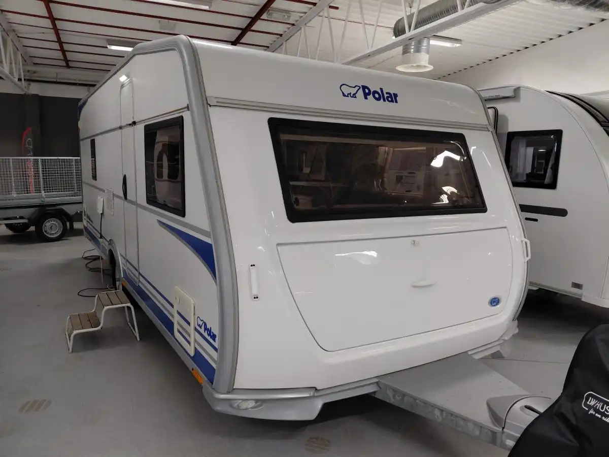 Polar 590 CTH — Husvagn