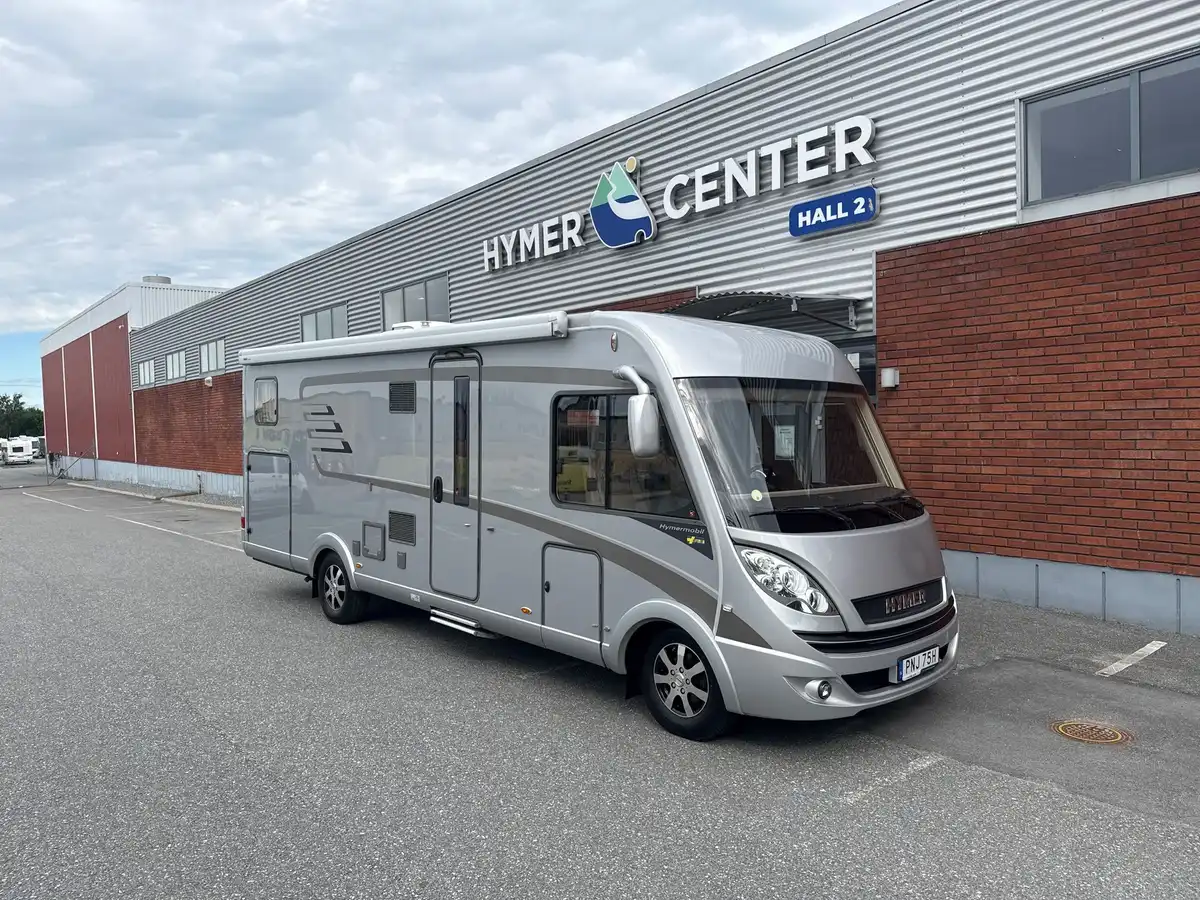 HYMER B PL 704 Ed-S — Helintegrerad