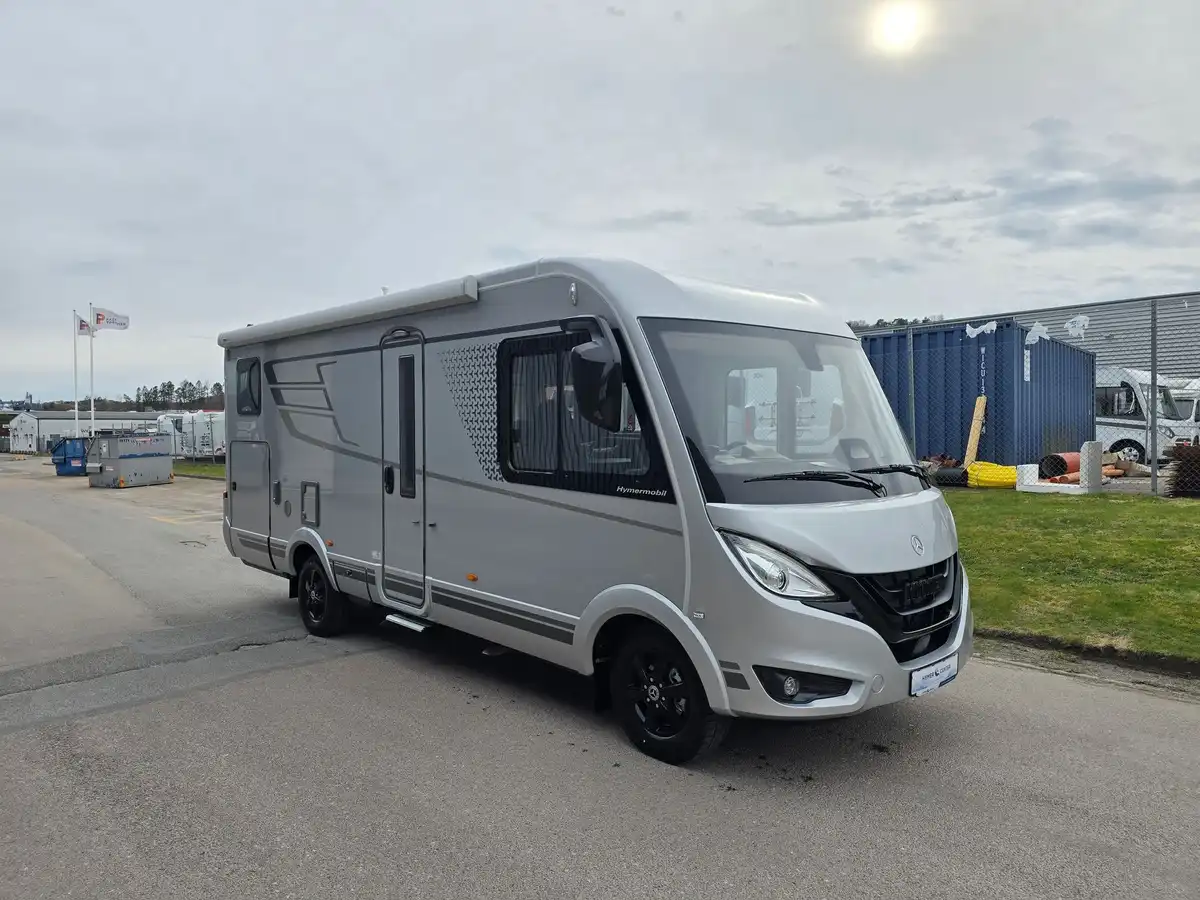 HYMER B-MC I 600 Facelift — Helintegrerad