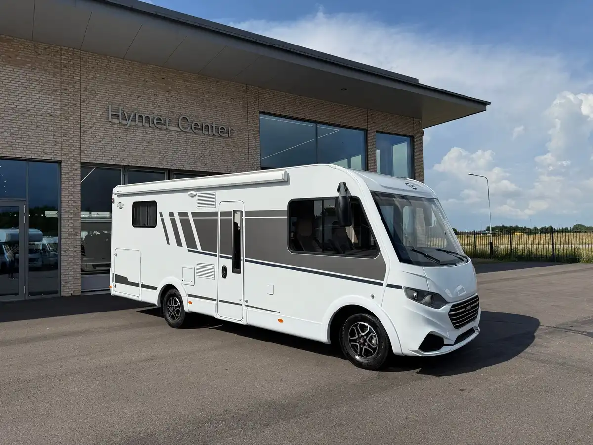 Carado I 449 HC-Edition — Helintegrerad