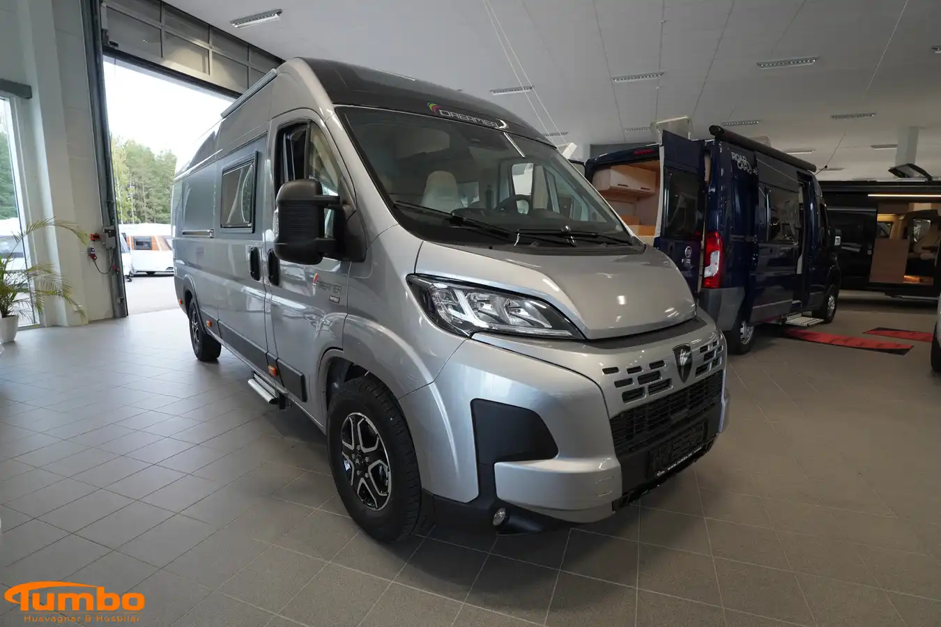 Dreamer - D68 FUN + 140hk Automat Artense Grey — Halvintegrerad