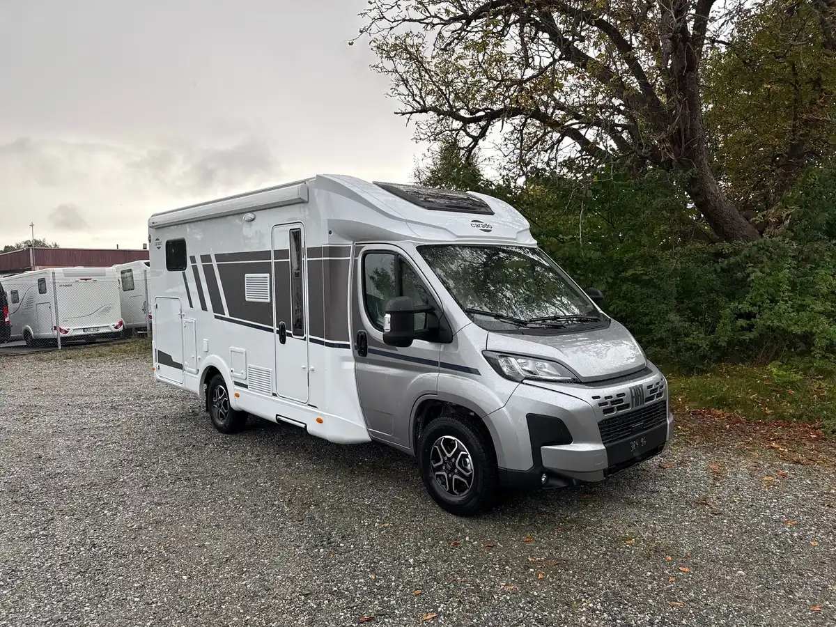 Carado T 338 PRO+ — Halvintegrerad