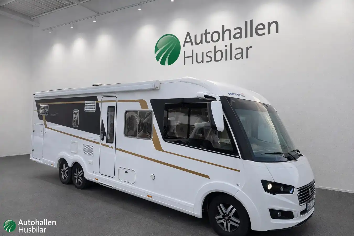 Eura Mobil INTEGRA 890 EB/ Veckans Prisbomb — Helintegrerad