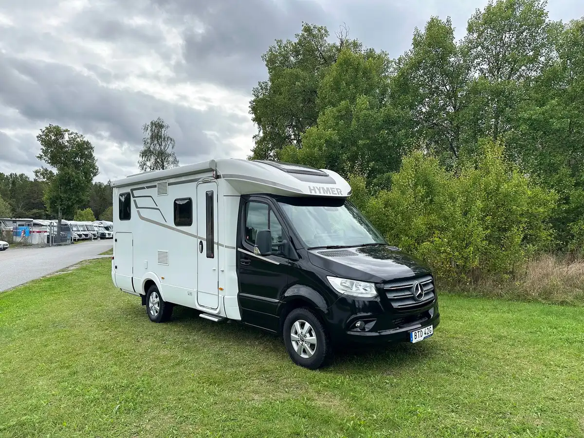 HYMER B-MC T 580 — Halvintegrerad