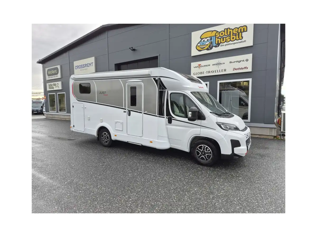 Dethleffs JUST Camp T 6812 — Halvintegrerad