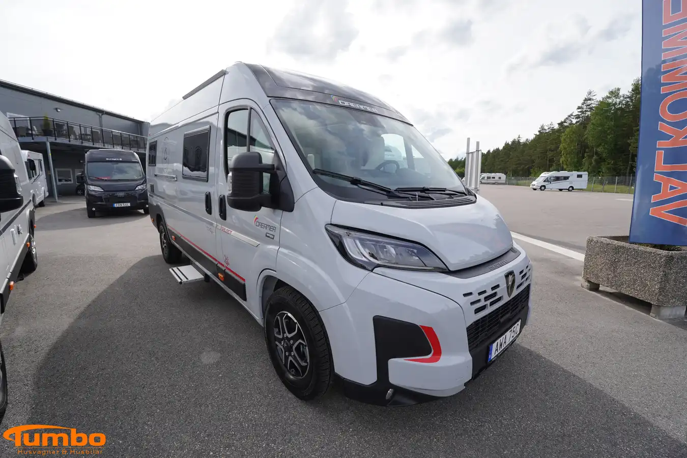 Dreamer - D62 SELECT Dubbelbädd 180hk Automat 4250kg Dieselpanna — Plåtis