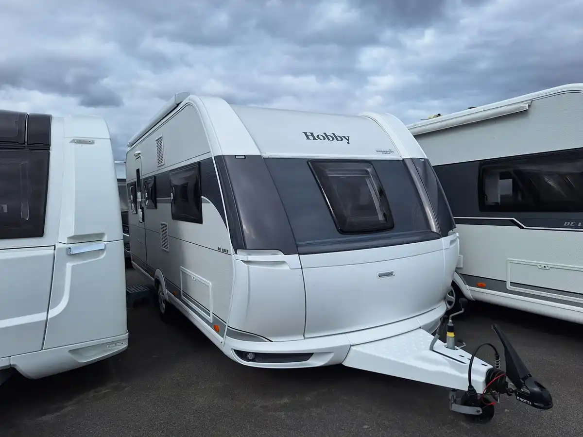 Hobby De Luxe 495 UL — Husvagn