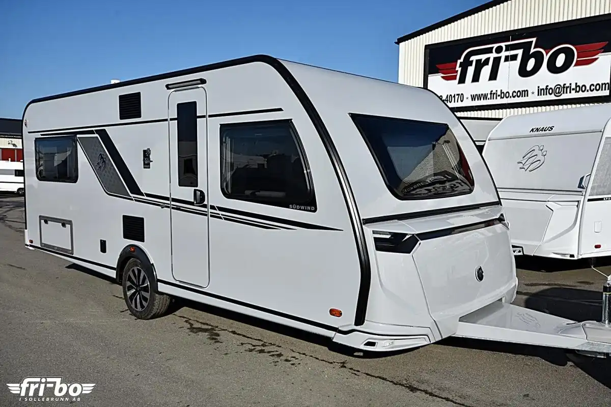 Knaus 580 UF Südwind Black Selection — Dubbelsäng
