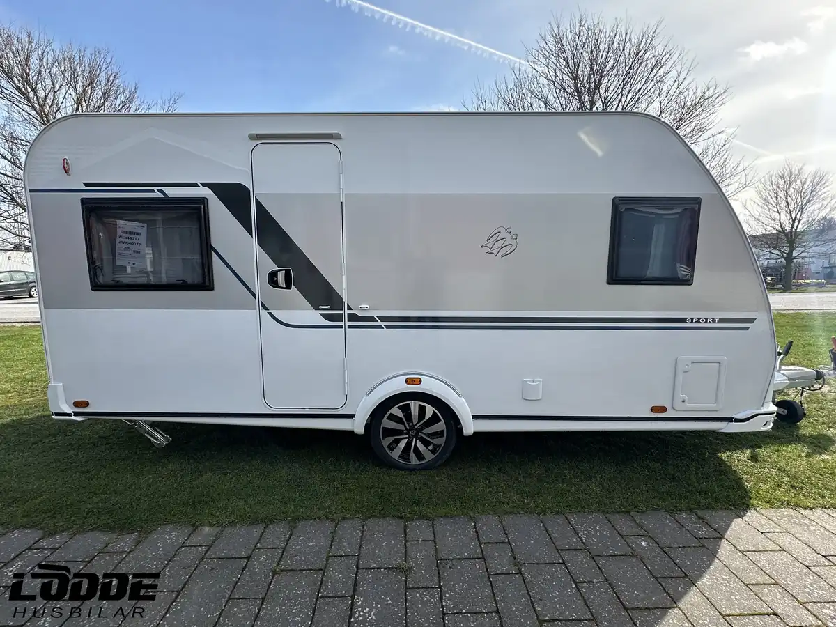 Knaus Sport 450 FU — Dubbelsäng