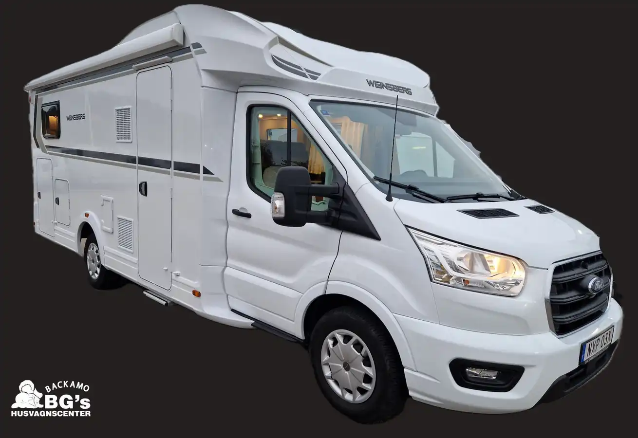 Weinsberg CaraSuite FORD 700 MEG — Halvintegrerad