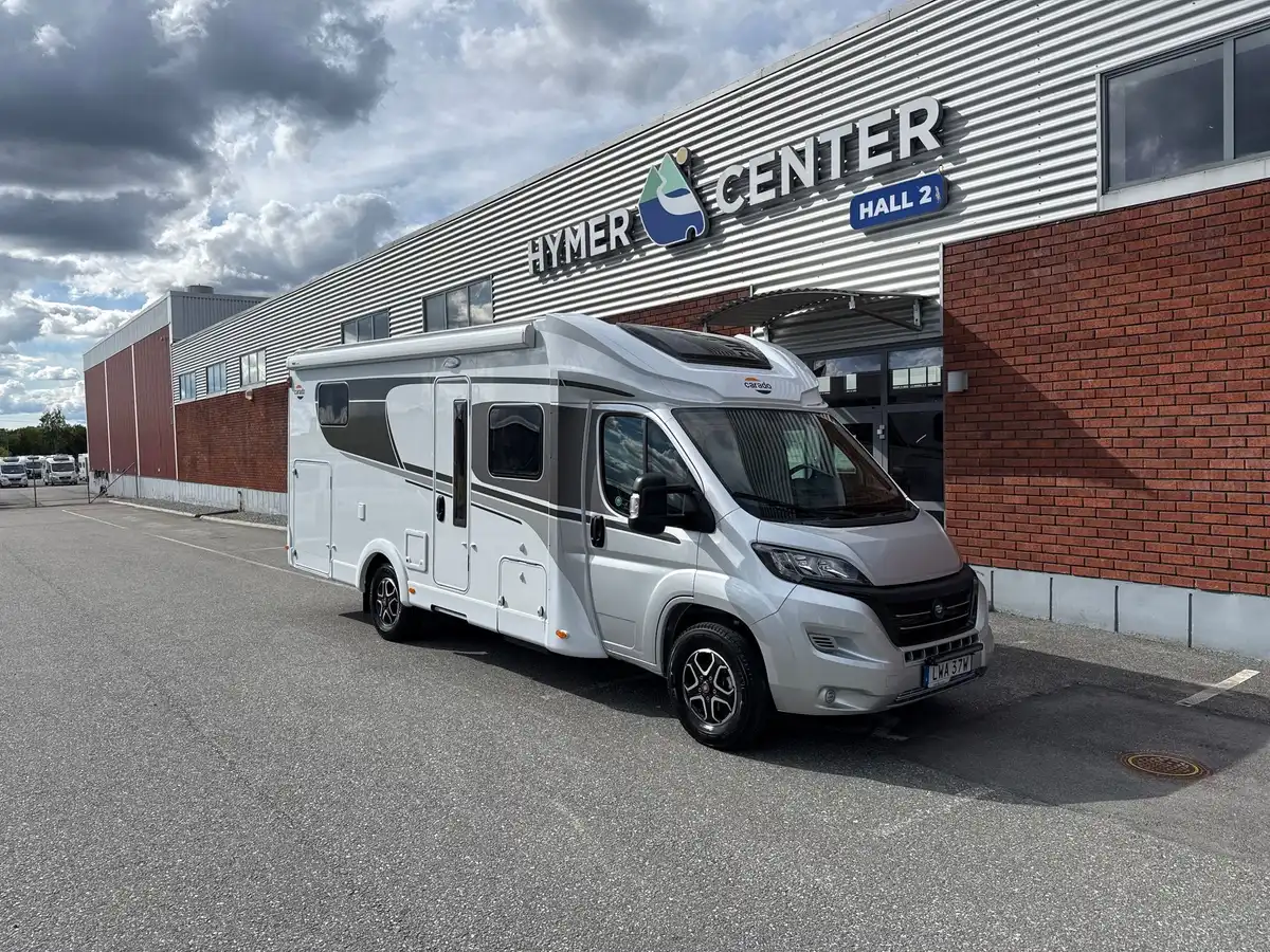 Carado T 448 Edition 15 — Halvintegrerad