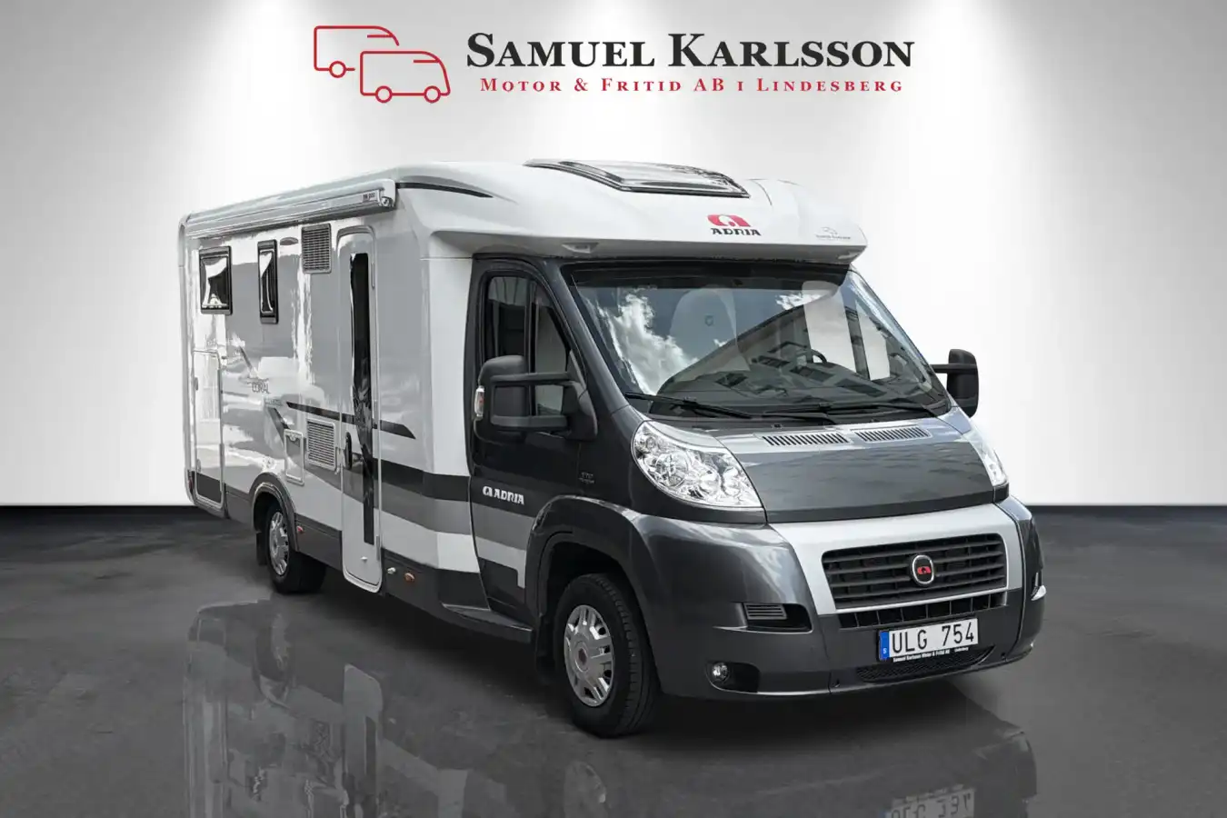 Adria Coral Plus S 670 SL — Halvintegrerad
