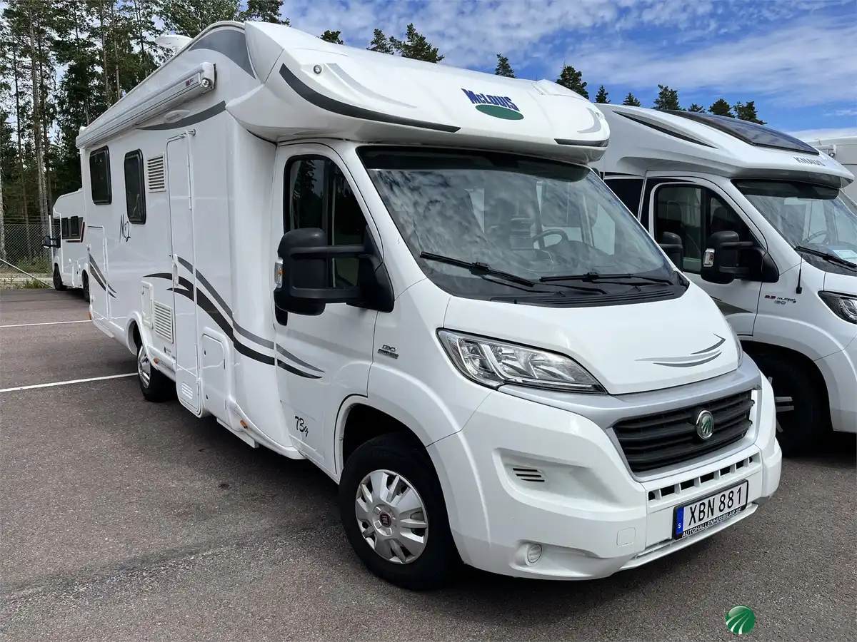 McLouis MC2-73G — Halvintegrerad med taksäng