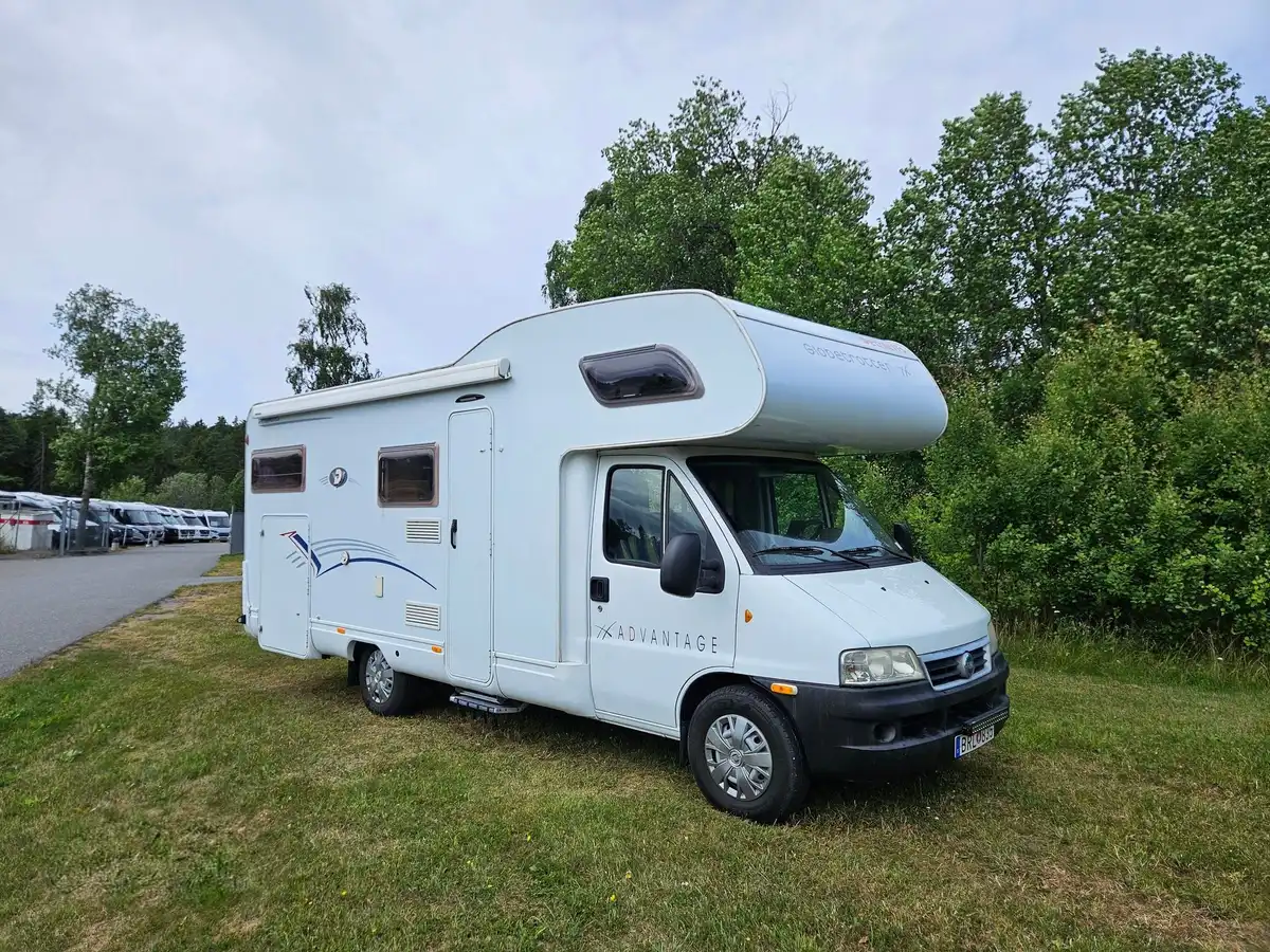 Dethleffs A 6971 — Alkov