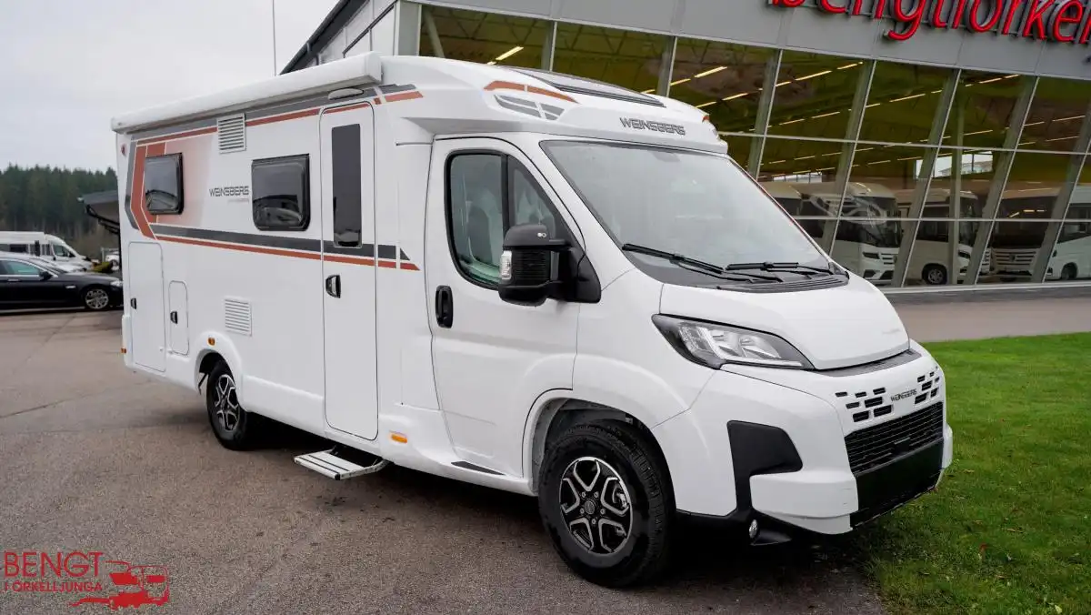 Weinsberg CaraCompact EDITION [PEPPER] 600 MEG — Halvintegrerad