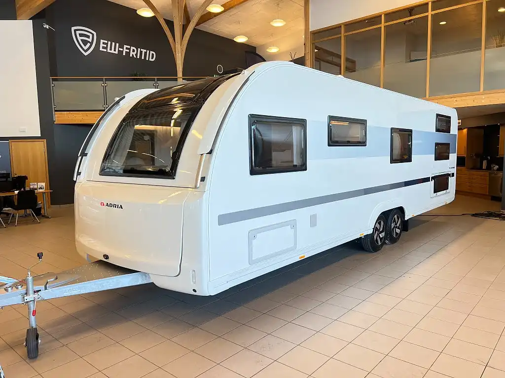 Adria Adora 753 UK — Husvagn