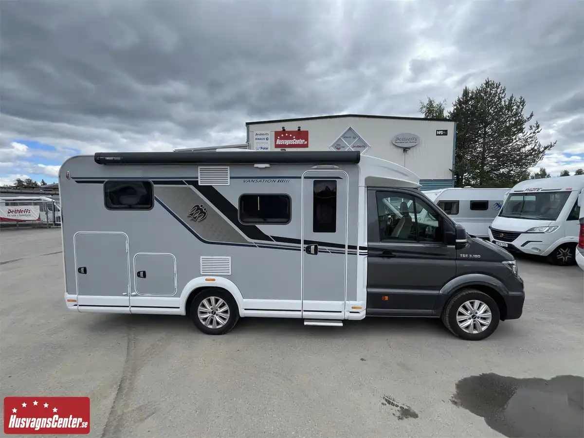 Knaus VAN TI MAN 640 MEG VANS — Halvintegrerad