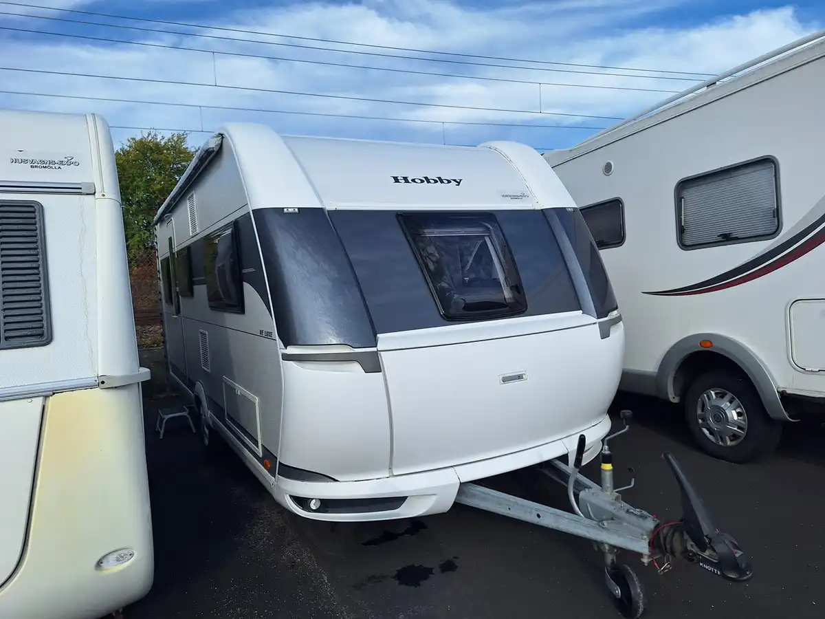 Hobby De Luxe 495 UL — Husvagn