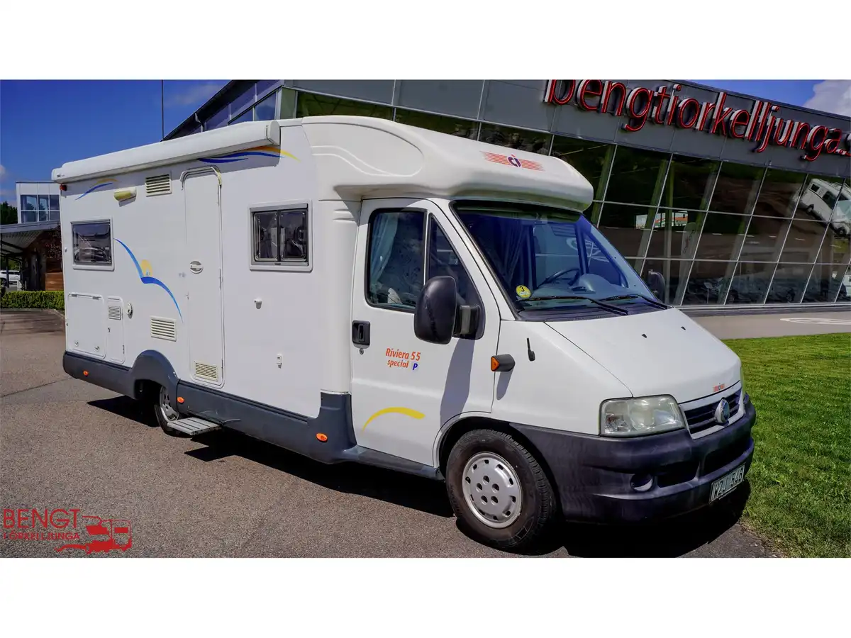 CI Riviera 55 — Halvintegrerad