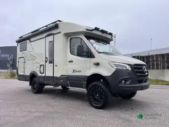 Eura Mobil XTURA 686 EF — Halvintegrerad