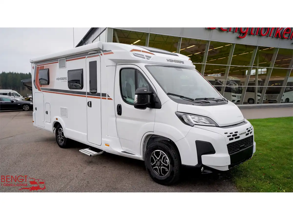 Weinsberg CaraCompact EDITION [PEPPER] 600 MEG — Halvintegrerad