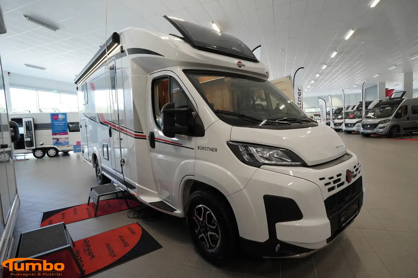 Bürstner - Campeo TD 690 G Nordic Edition 140 hk Automat Dieselvärmare — Halvintegrerad med taksäng