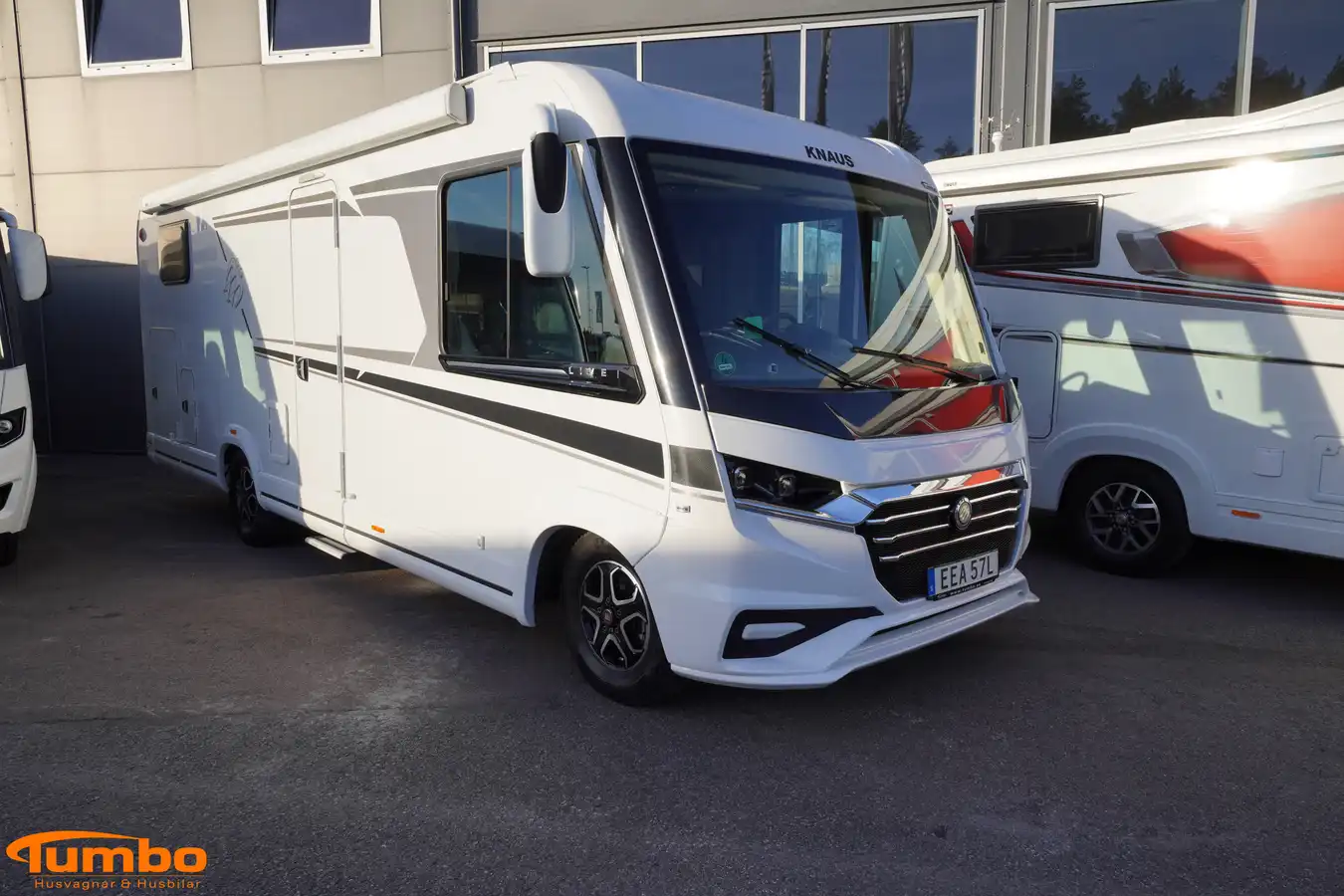 Knaus - MEG 700, Automat, Alde, Solcell — Helintegrerad