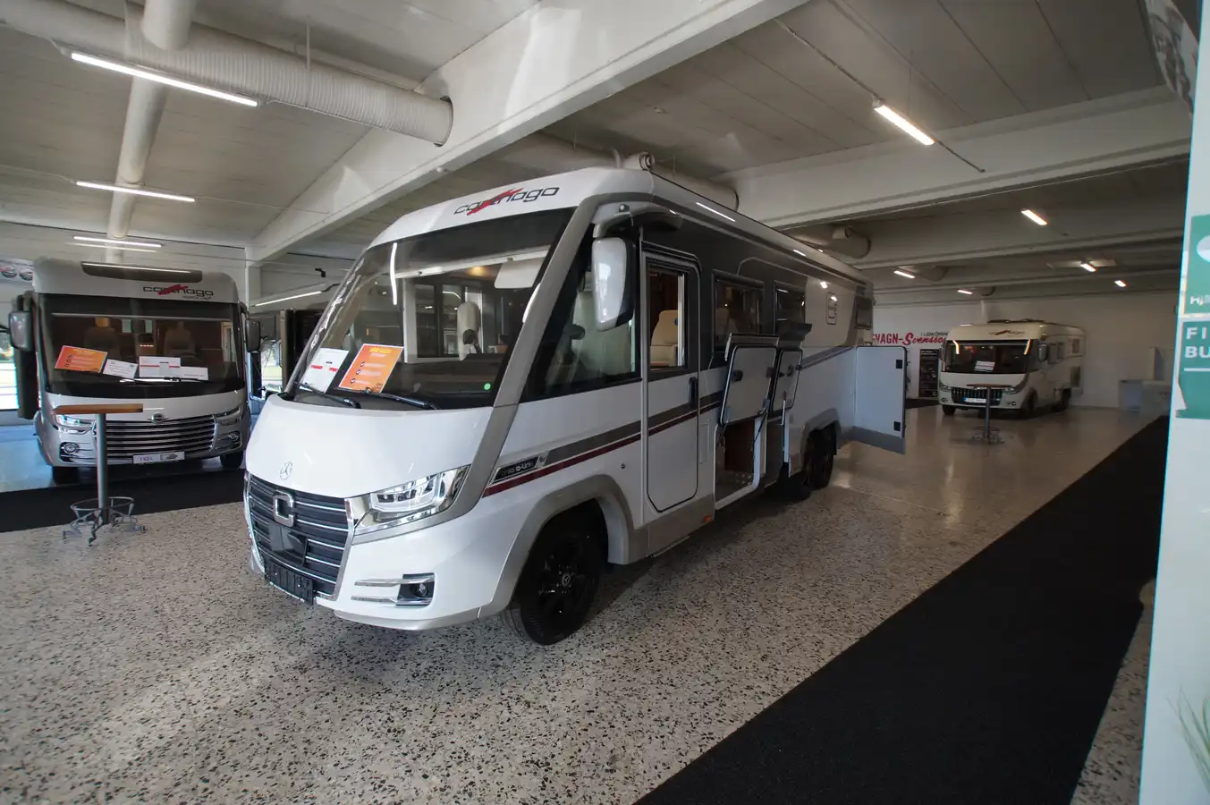 Carthago C-line I 5.9 XL LE — Helintegrerad