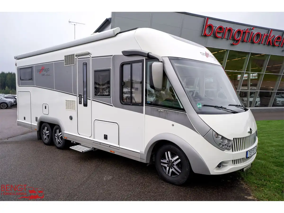 Carthago Chic E-Line I 51 Linerclass — Helintegrerad