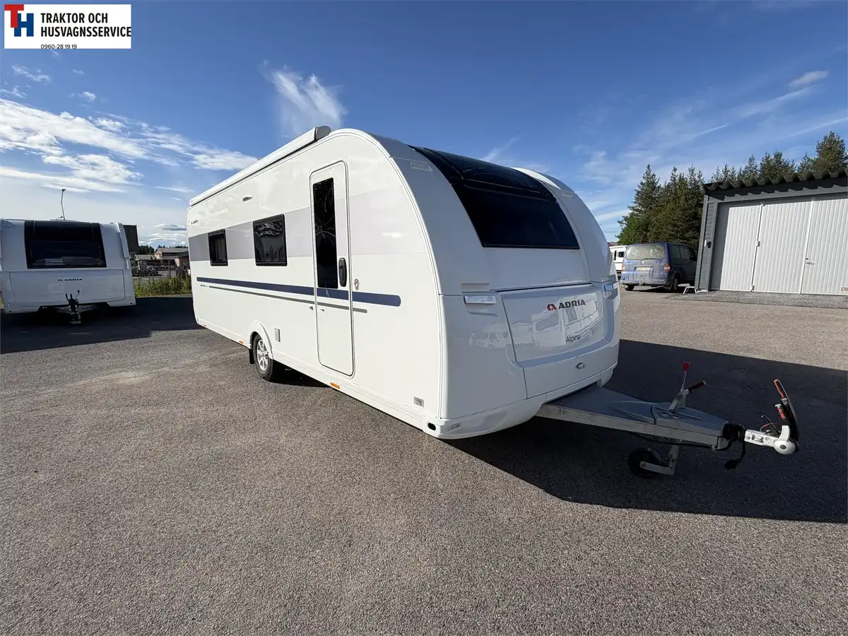 Adria ALPINA 663 HT med Takmarkis — Husvagn