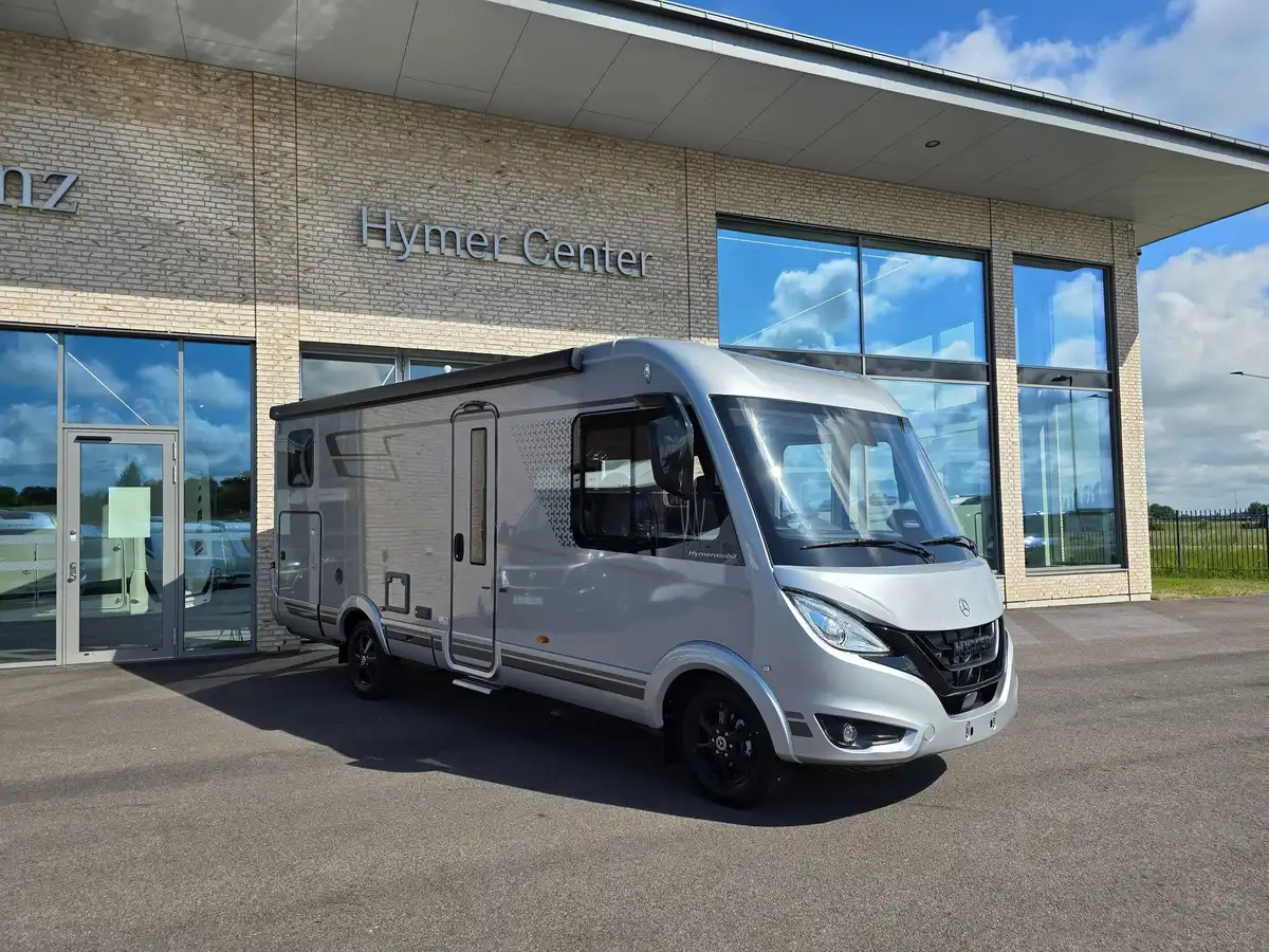 HYMER B-MC I 680 Facelift — Helintegrerad