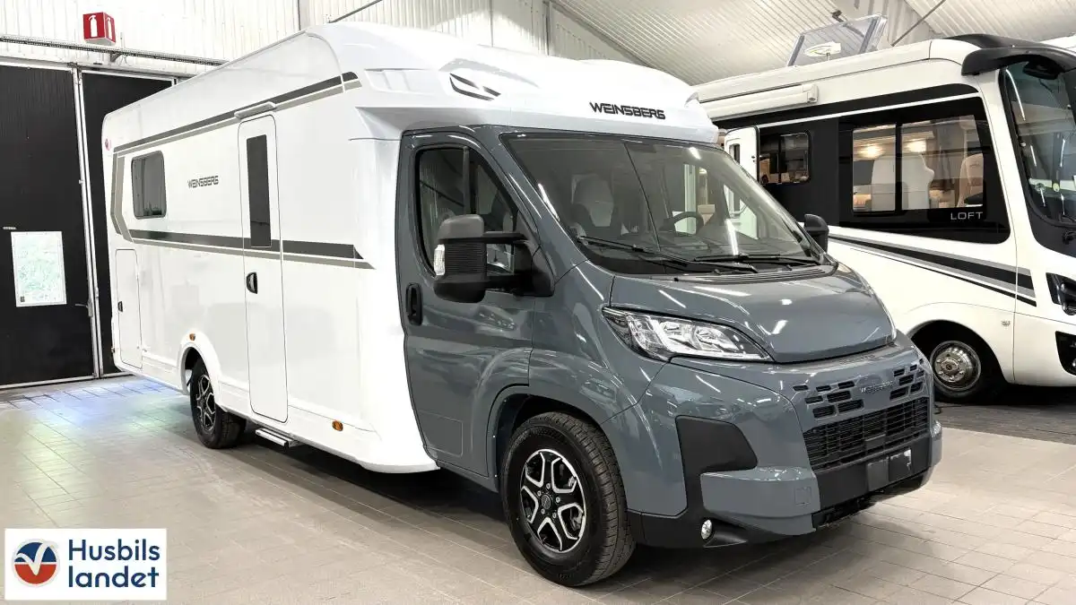 Weinsberg CaraSuite 700 DX — Halvintegrerad